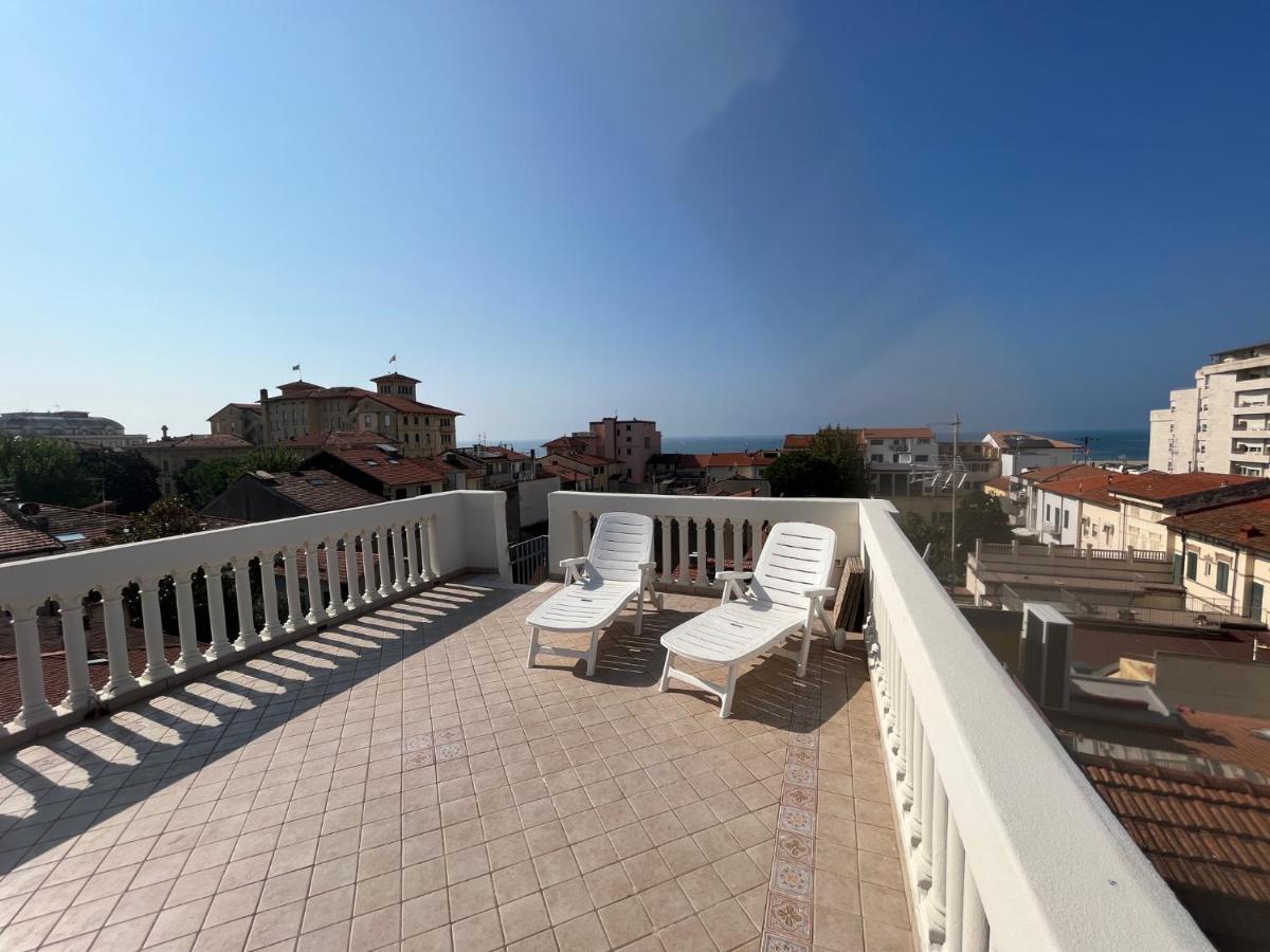 Villa Giulia Bnb Viareggio Eksteriør bilde